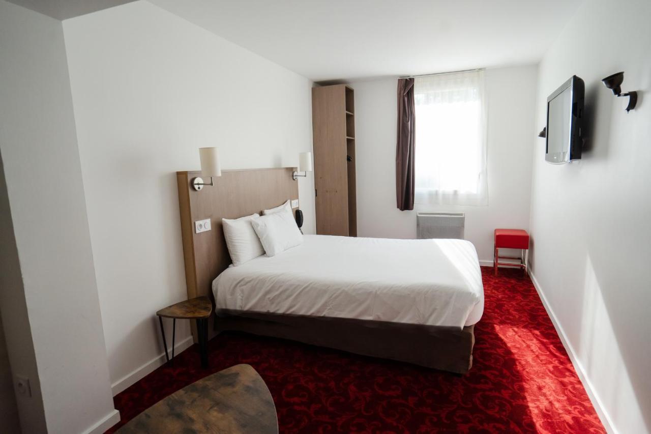 Brit Hotel Essentiel Шоле Экстерьер фото