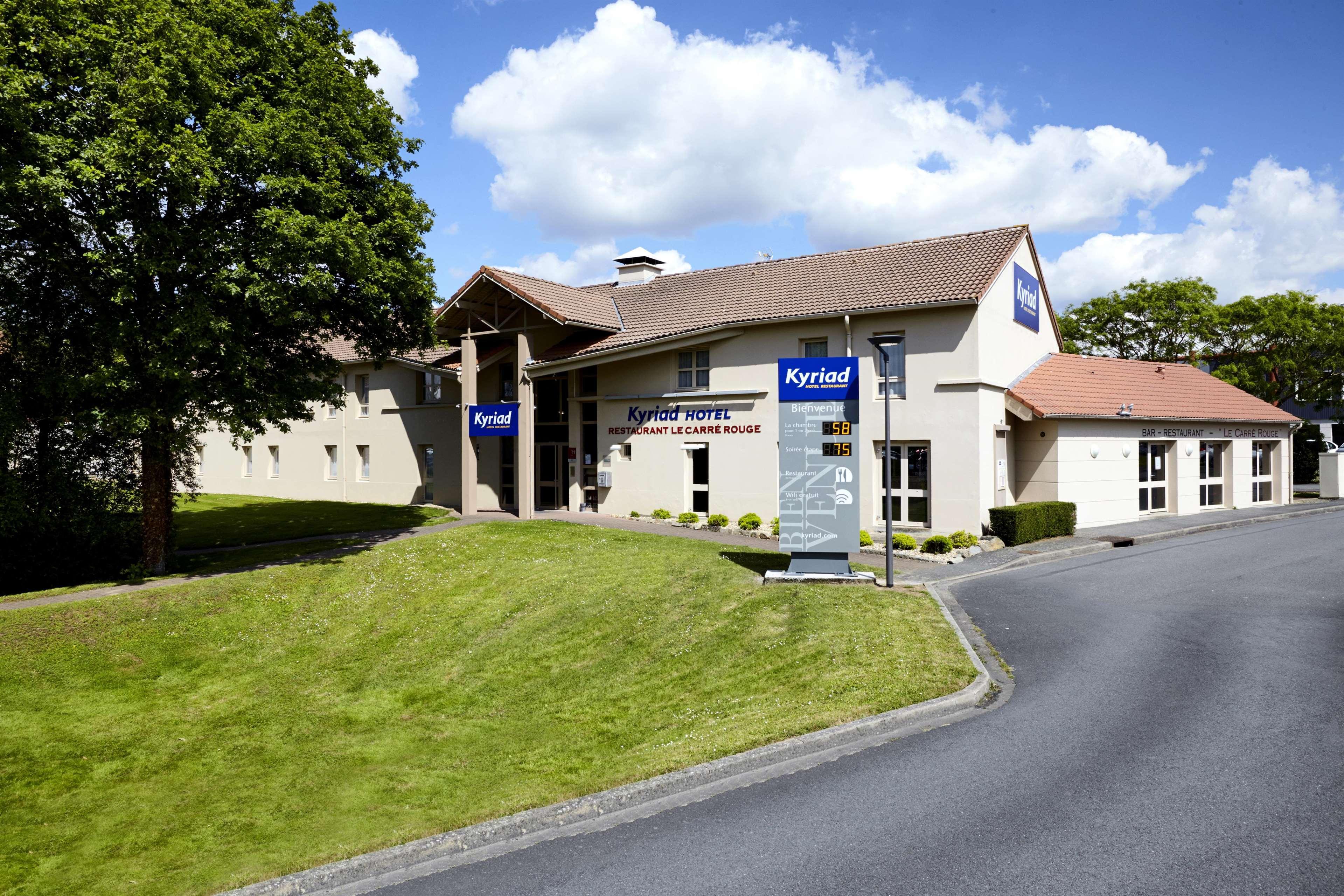Brit Hotel Essentiel Шоле Экстерьер фото